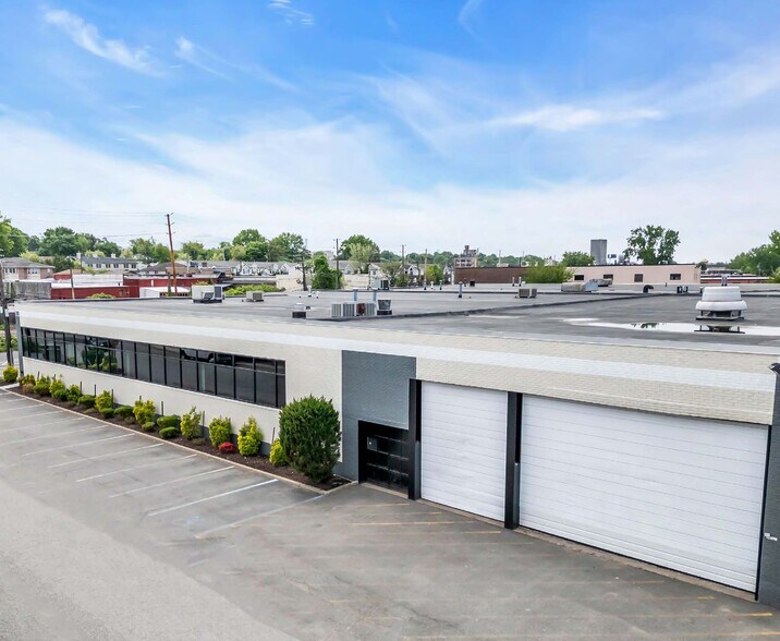 200 Roosevelt Pl, Palisades Park, NJ à vendre - Photo du bâtiment - Image 1 de 5