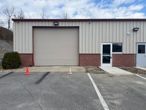 700 Business Park Dr, Morgantown, WV for lease Building Photo- Image 1 of 7