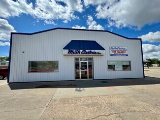 Plus de détails pour 307 Dakota Ave N, Huron, SD - Industriel à vendre