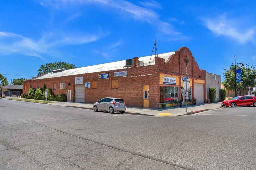 201 E St, Lemoore, CA à vendre - Photo du bâtiment - Image 3 de 49
