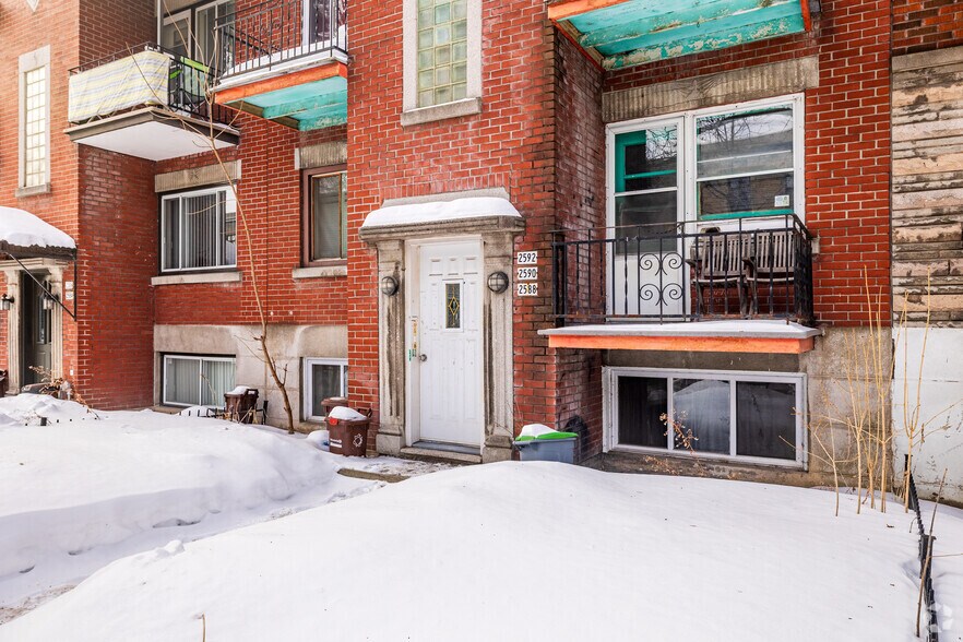 2588-2592 Leclaire, Montréal, QC for sale - Building Photo - Image 2 of 2