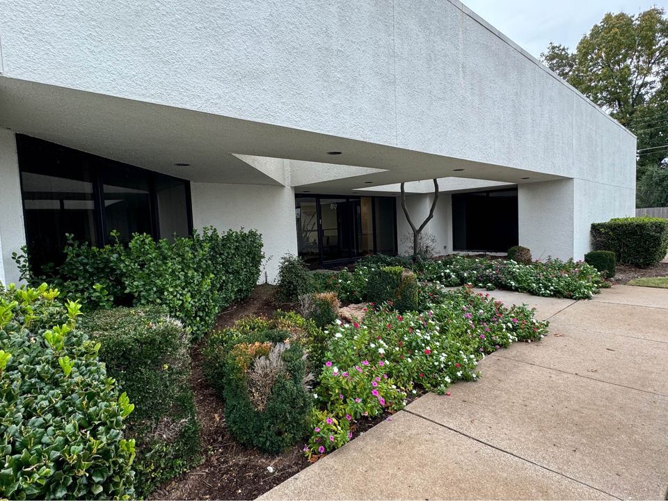 817 S Elm Pl, Broken Arrow, OK à louer Photo du bâtiment- Image 1 de 17