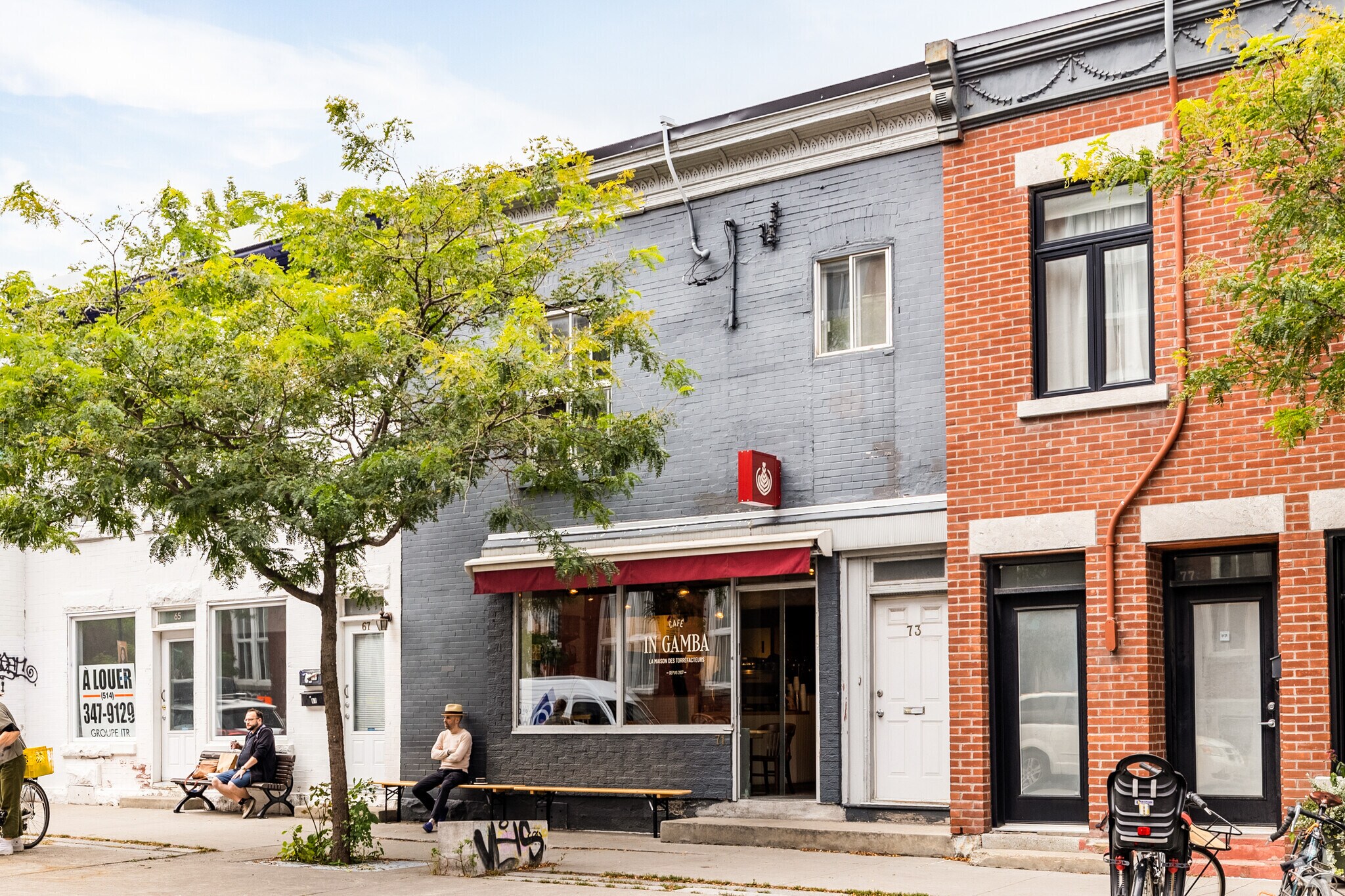 71-73 Rue Saint-Viateur E, Montréal, QC for sale Primary Photo- Image 1 of 1