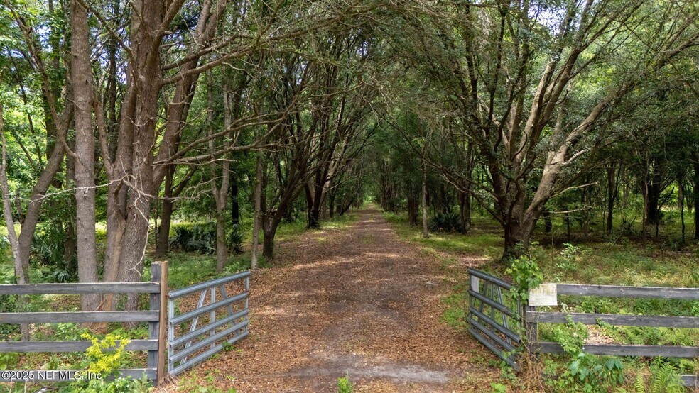 8549 Acree Rd, Jacksonville, FL à vendre - Photo du bâtiment - Image 3 de 27
