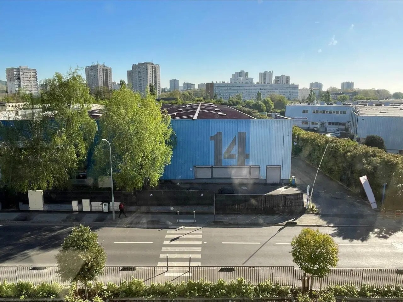 Office in Argenteuil for lease Building Photo- Image 1 of 14