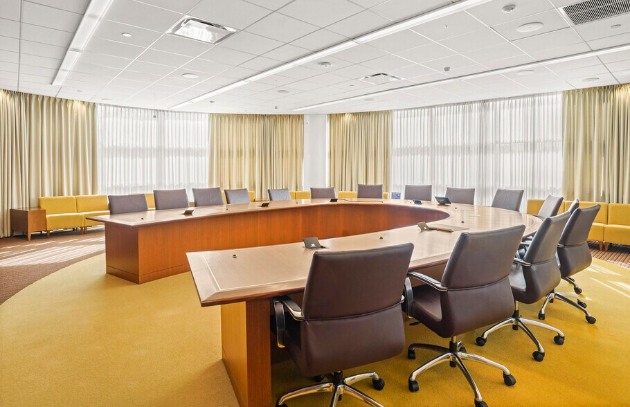 595 Westport Ave, Norwalk, CT à louer - Photo intérieure - Image 2 de 16