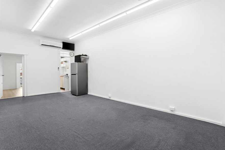 220 Georges River Rd, Croydon Park for sale - Interior Photo - Image 3 of 7