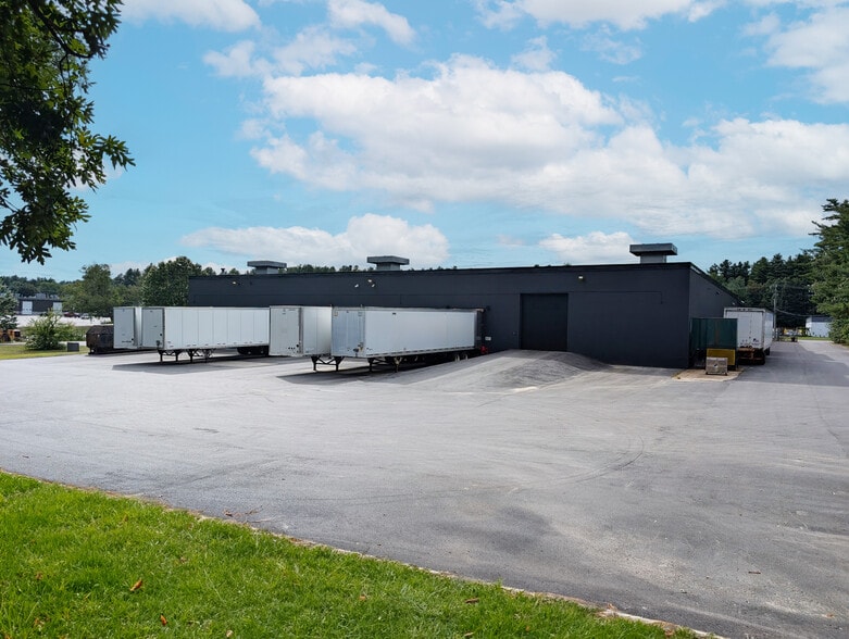 15 Continental Blvd, Merrimack, NH for lease - Building Photo - Image 3 of 3