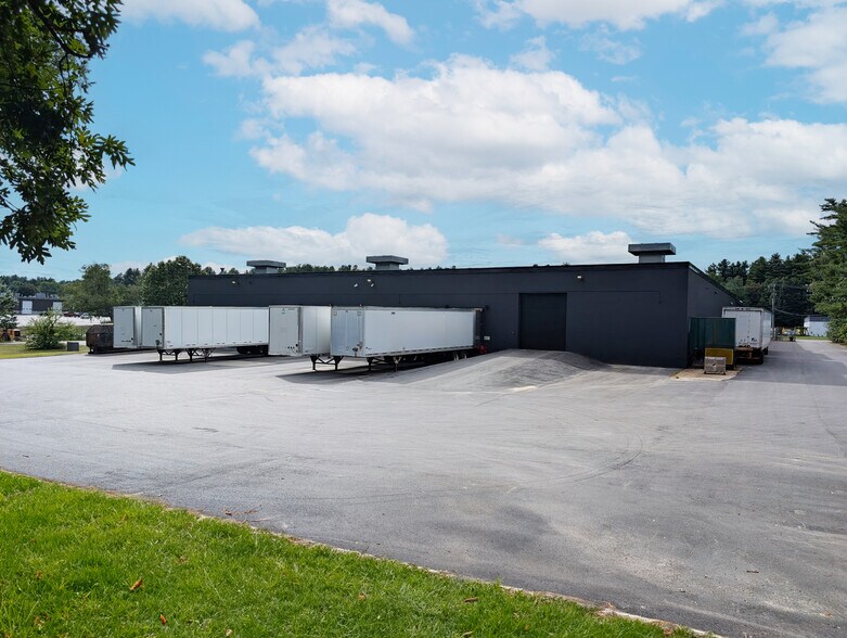 15 Continental Blvd, Merrimack, NH à louer - Photo du bâtiment - Image 2 de 3