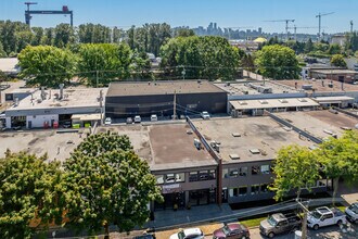 1127 W 14th St, North Vancouver, BC - Aérien Vue de la carte