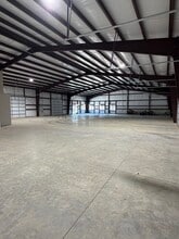 6840 Rendon Bloodworth Rd, Fort Worth, TX for lease Interior Photo- Image 2 of 7