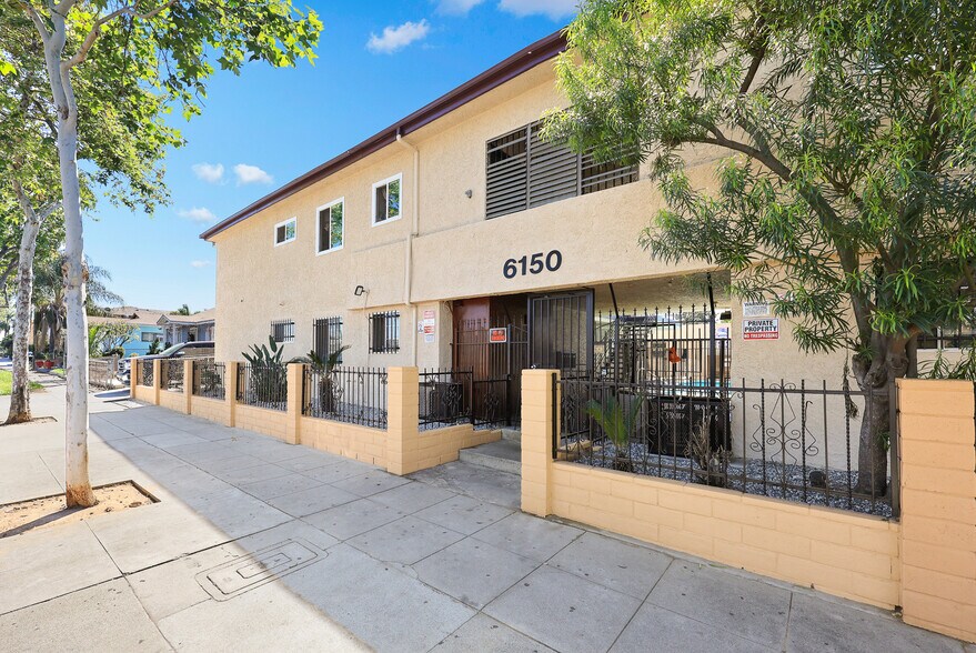 6150 E Olympic Blvd, Los Angeles, CA à vendre - Photo du bâtiment - Image 3 de 31