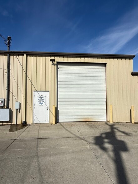 200 Industry Dr, Carlisle, OH for lease - Building Photo - Image 2 of 29