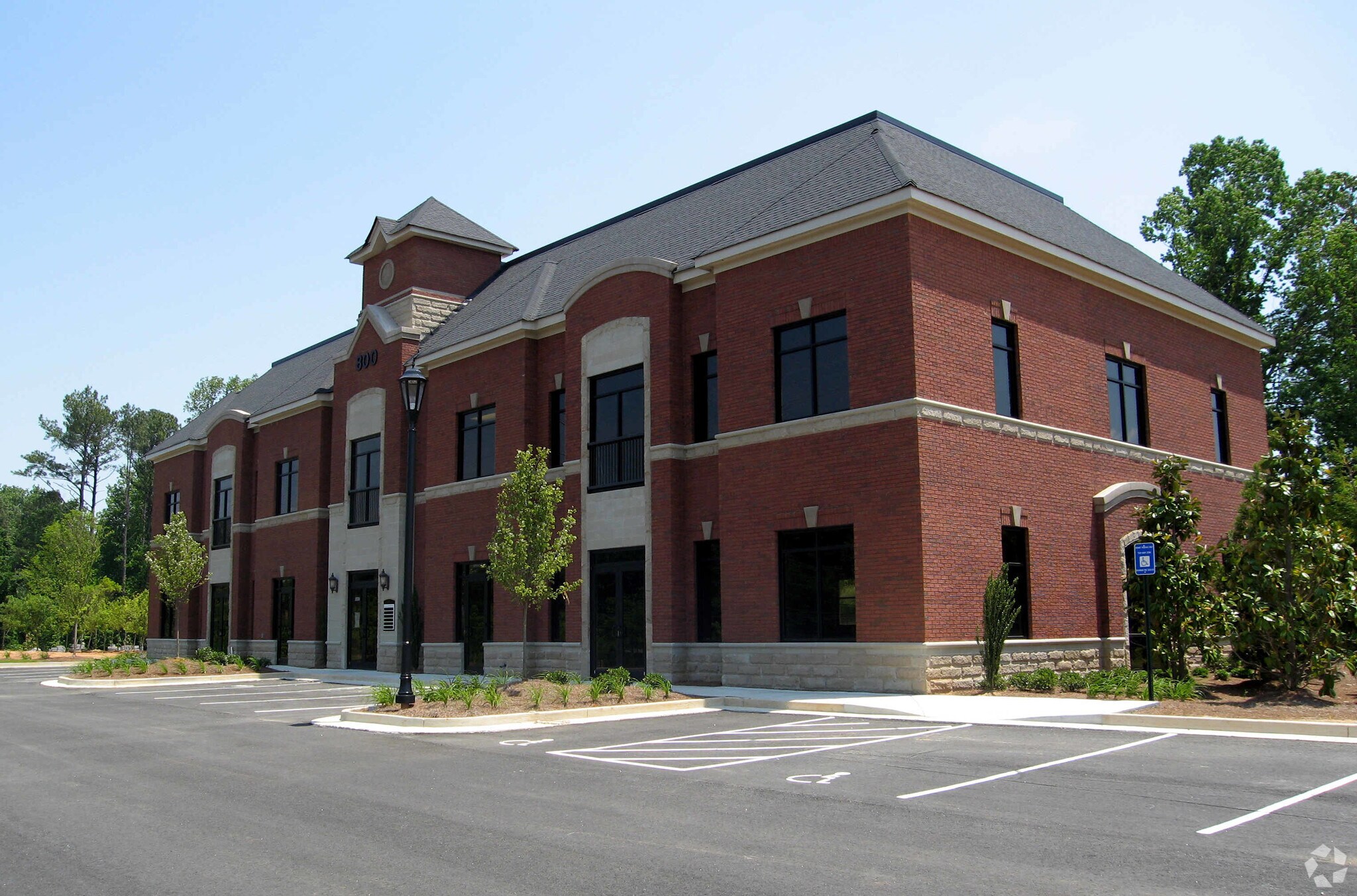 10475 Medlock Bridge Rd, Johns Creek, GA for lease Primary Photo- Image 1 of 14