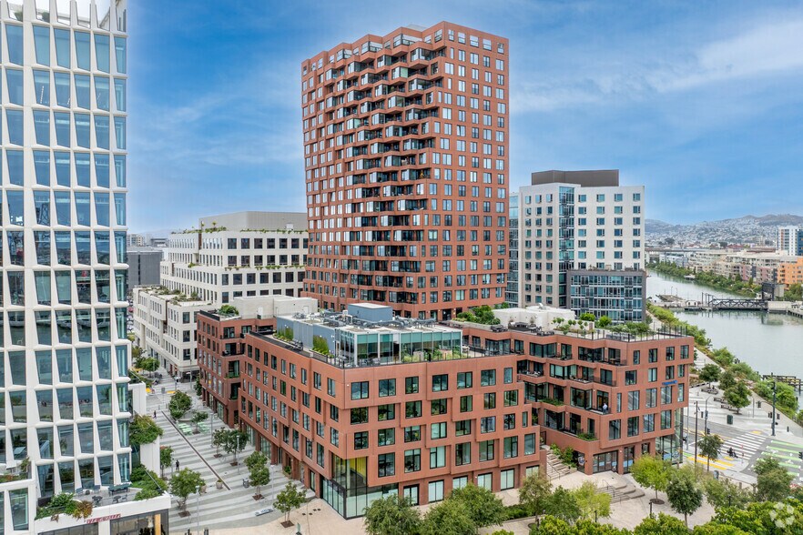 1090 Dr Maya Angelou Ln, San Francisco, CA à louer - Photo du bâtiment - Image 2 de 4
