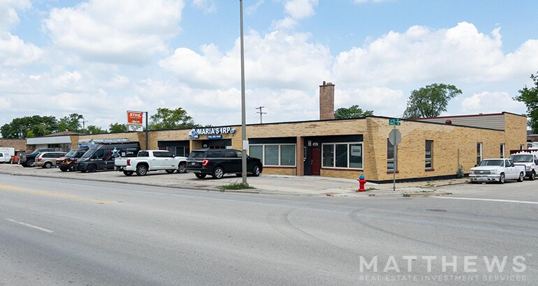 8844-8854 W 47th St, Brookfield, IL à vendre - Photo du bâtiment - Image 1 de 1