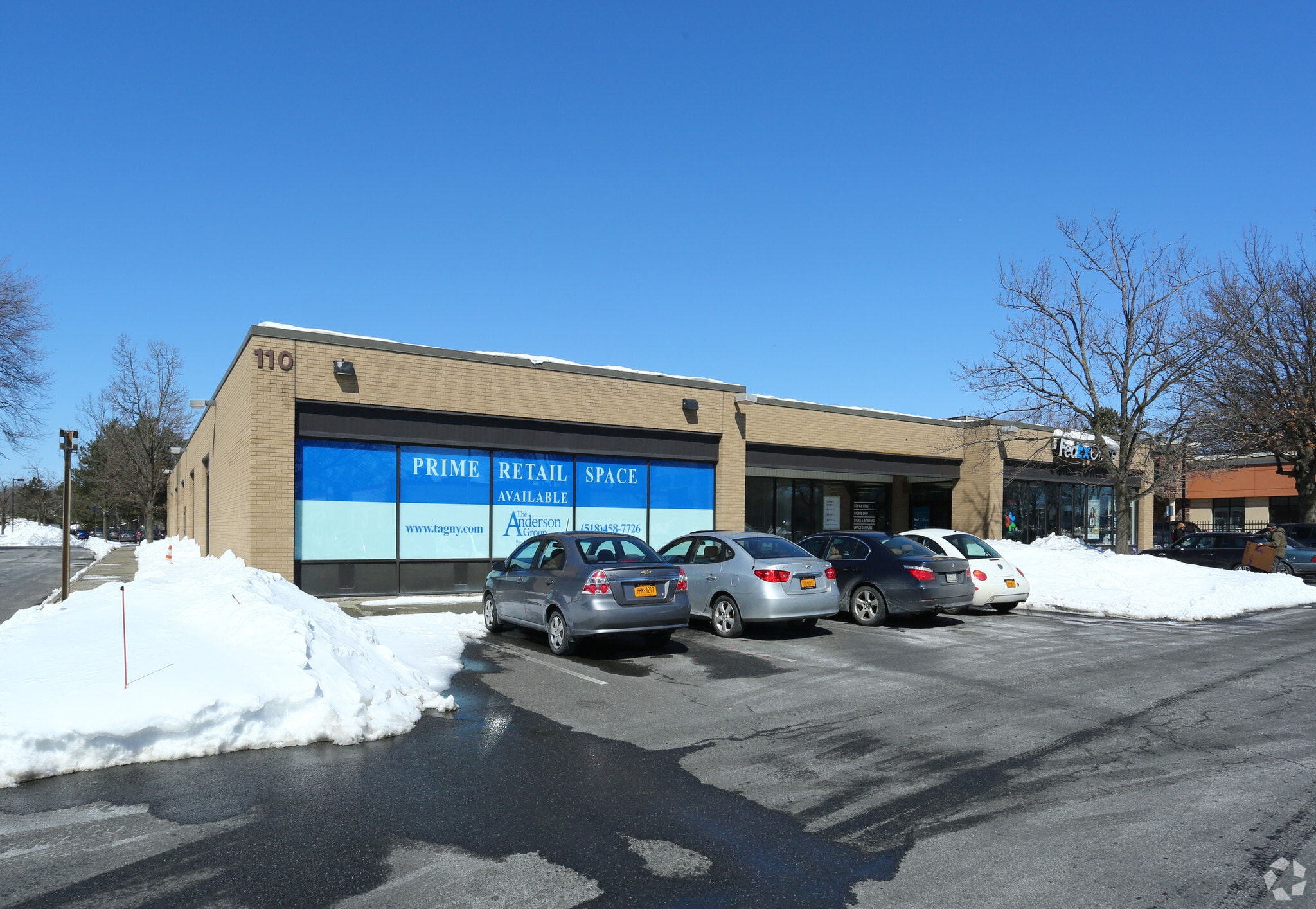 110 Wolf Rd, Colonie, NY for lease Primary Photo- Image 1 of 4