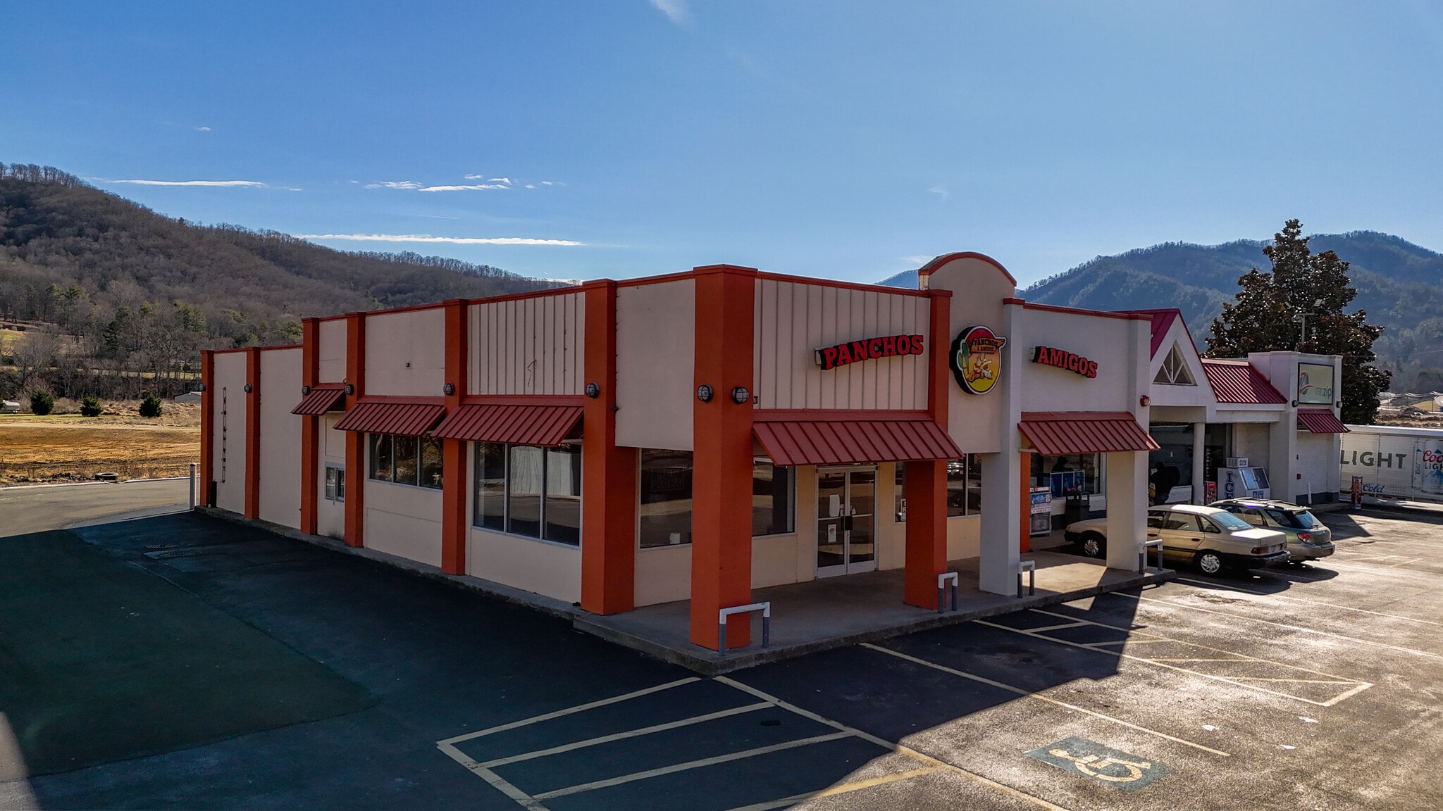 2004 Temple Hill Rd, Erwin, TN for lease Primary Photo- Image 1 of 14