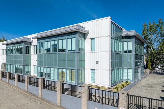 More details for 9180 King George Blvd, Surrey, BC - Office for Lease