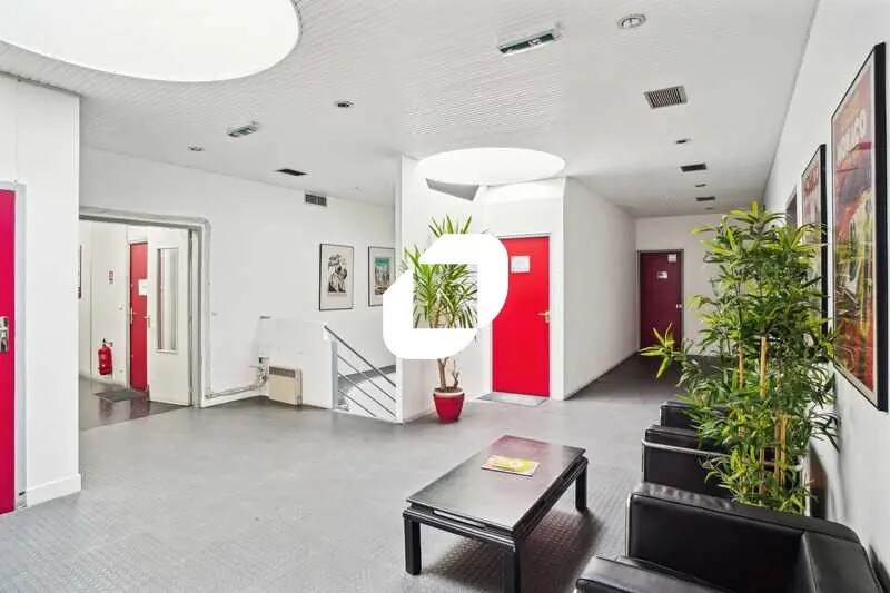 Flex dans Chilly-Mazarin à louer - Hall d’entrée - Image 3 de 19