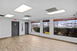 4215 Walney Rd, Chantilly, VA à louer Photo intérieure- Image 2 de 41