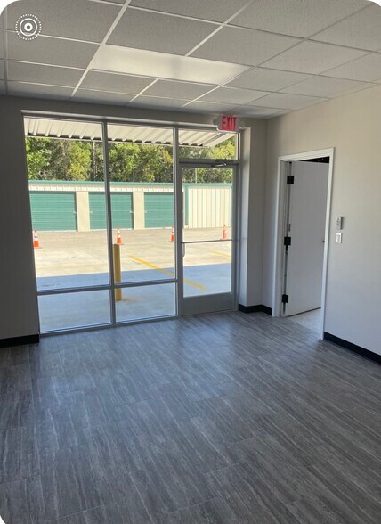 7808 Highway 87 N, Orange, TX à louer - Photo intérieure - Image 2 de 5