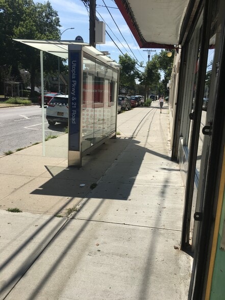 2136-64 Utopia Pky, Whitestone, NY for lease - Building Photo - Image 3 of 3