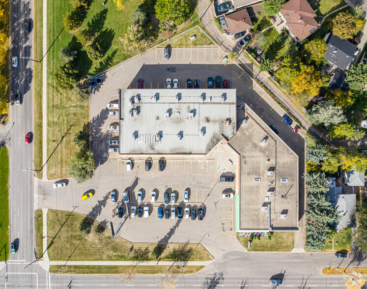 11830 111th Ave, Edmonton, AB for lease - Aerial - Image 2 of 5