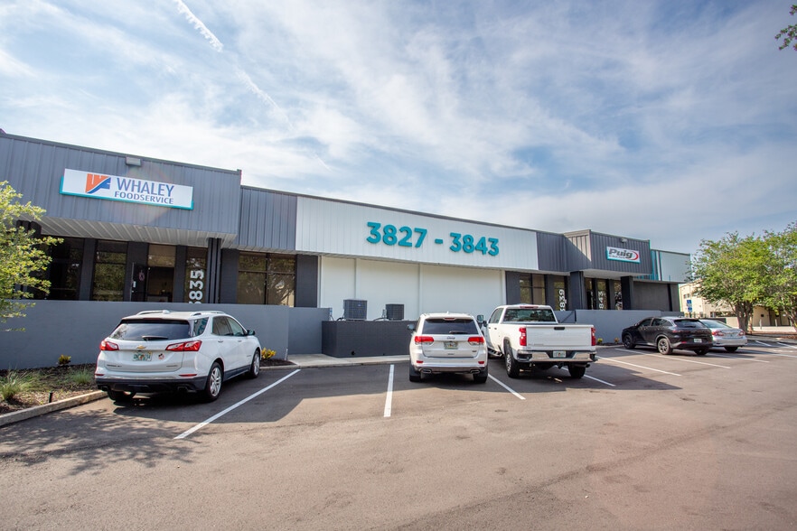 3827-3843 St Valentines Way, Orlando, FL for lease - Building Photo - Image 2 of 7