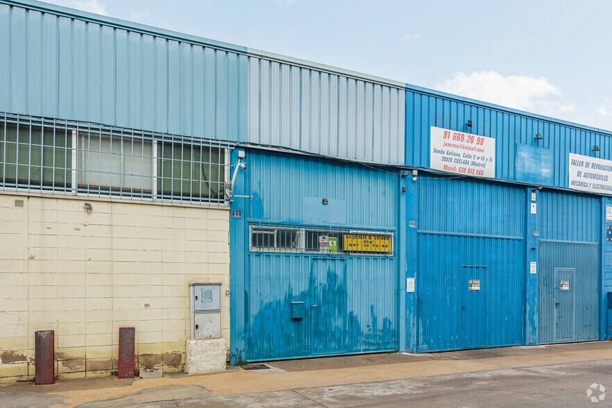 Calle Senda Galiana, 6, Coslada, Madrid à vendre - Photo du bâtiment - Image 2 de 2