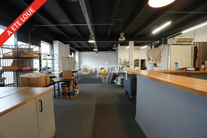 Retail in Dijon for lease - Interior Photo - Image 2 of 7