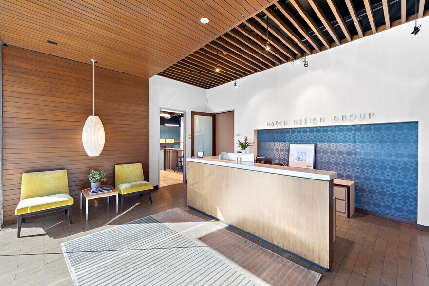 3198 Airport Loop Dr, Costa Mesa, CA à louer - Photo intérieure - Image 2 de 11