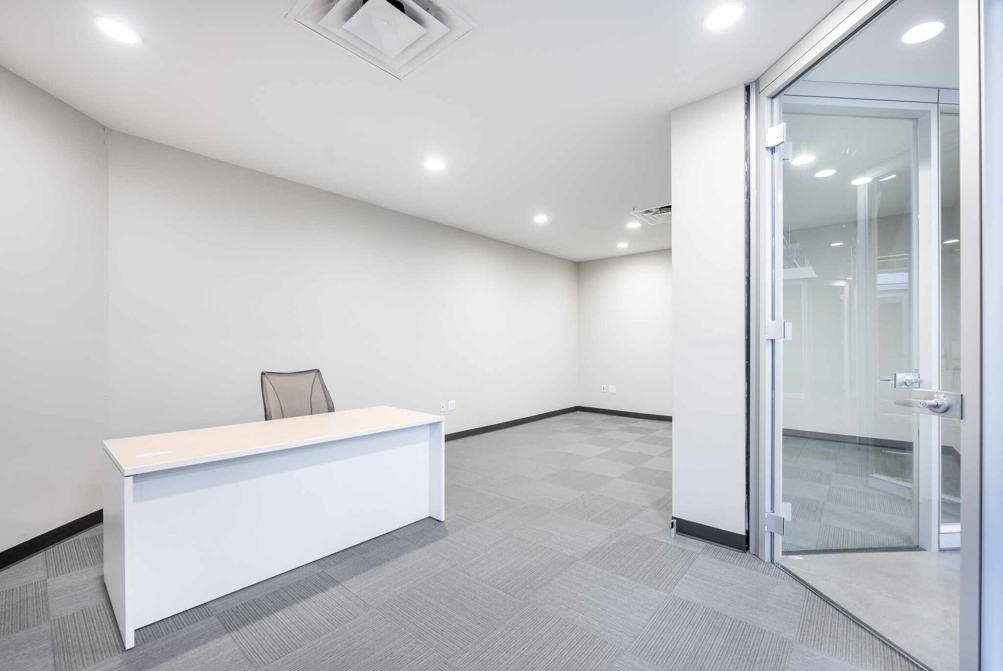 3001 Brighton Blvd, Denver, CO for lease Interior Photo- Image 1 of 4