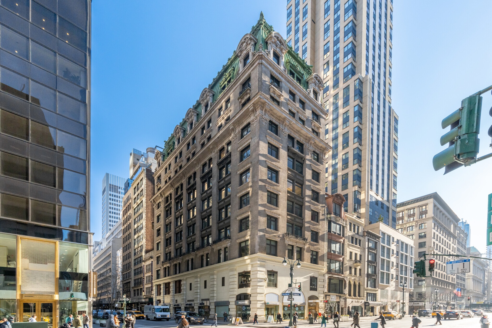 437 Fifth Ave, New York, NY for lease Building Photo- Image 1 of 2