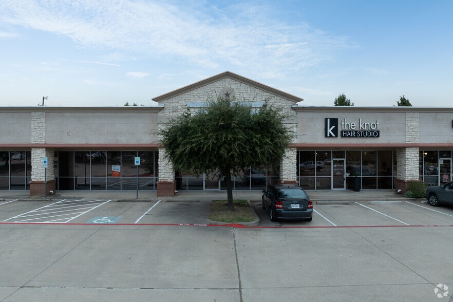 761 Keller Pky, Keller, TX for lease - Building Photo - Image 3 of 9