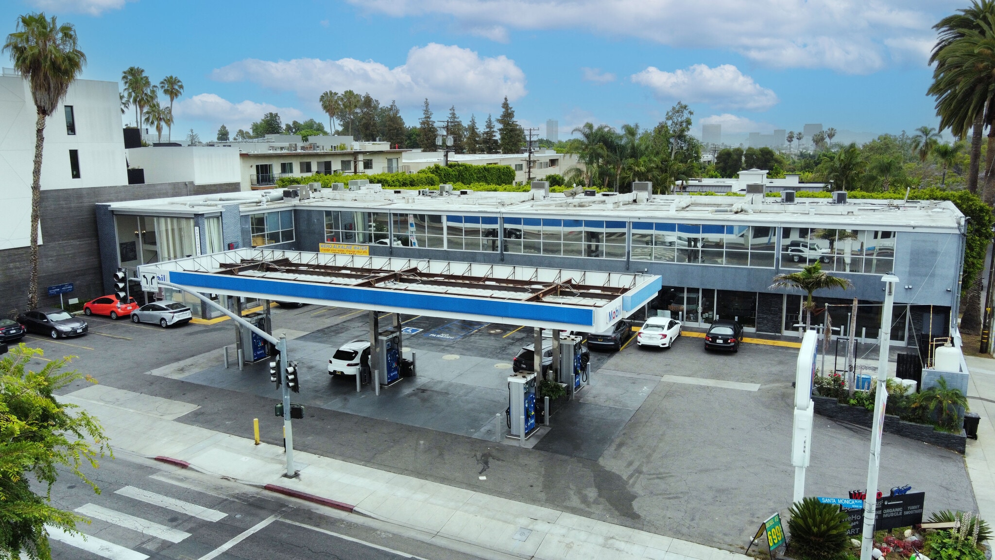 8380 Santa Monica Blvd, West Hollywood, CA for lease Building Photo- Image 1 of 10