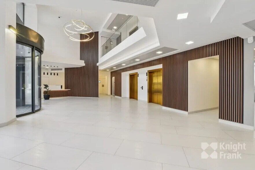 4 Place Des Ailes, Boulogne-Billancourt à louer - Photo du bâtiment - Image 3 de 9