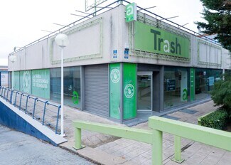 Plus de détails pour Commerce de détail à vendre