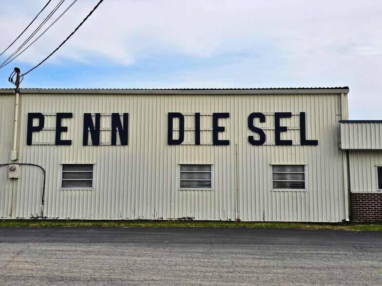 337 N Fairville Ave, West Hanover, PA à louer - Photo du bâtiment - Image 2 de 29