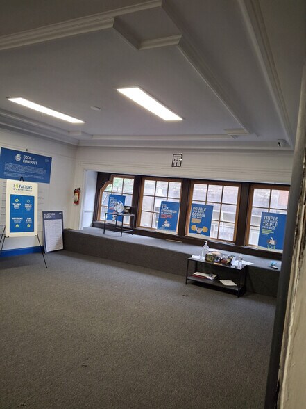 315 N Charles St, Baltimore, MD à vendre - Photo du bâtiment - Image 3 de 19