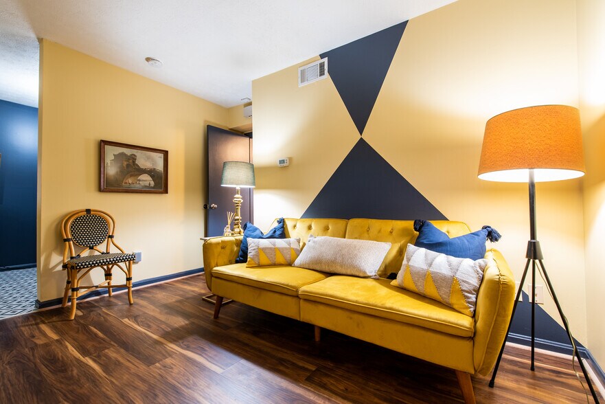 1225 S 6th St, Louisville, KY à vendre - Photo intérieure - Image 2 de 22