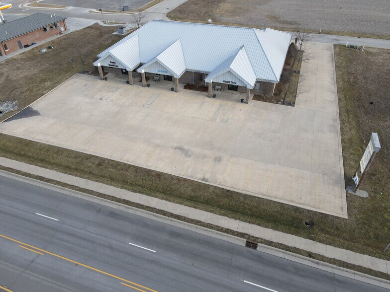 1463 W Westridge Pky, Greensburg, IN à louer - Photo du bâtiment - Image 3 de 17
