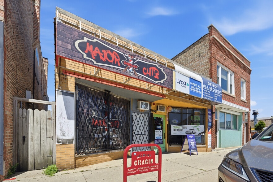 5946 W Diversey Ave, Chicago, IL for sale - Building Photo - Image 1 of 14