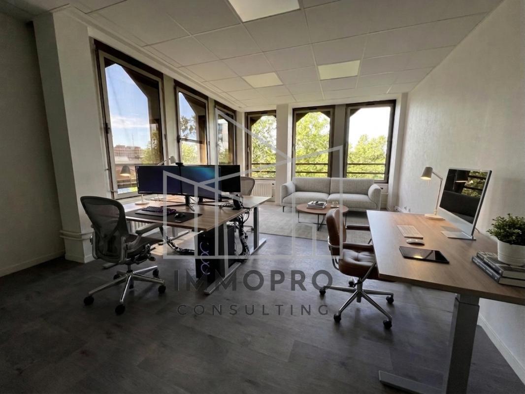 Bureau dans Rouen à louer Photo du bâtiment- Image 1 de 13