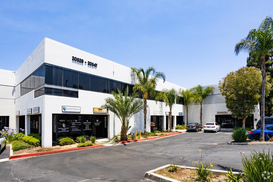 20529-20547 E Walnut Dr N, Walnut, CA for lease - Building Photo - Image 2 of 11