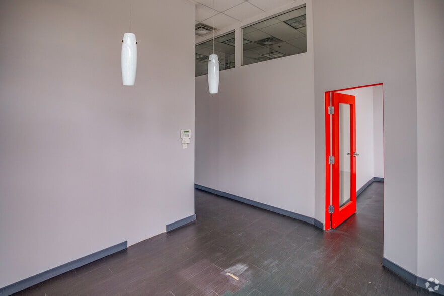 201 Morrissey Rd, Port Moody, BC for lease - Interior Photo - Image 3 of 8