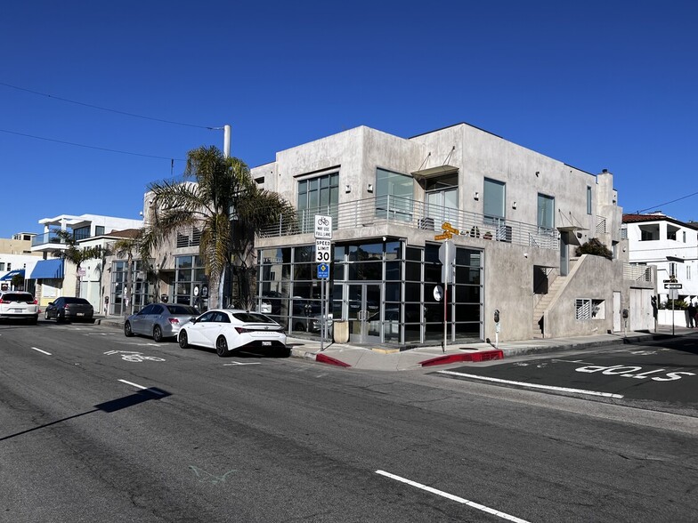 30, 34, 44 Hermosa Ave, Hermosa Beach, CA à vendre - Photo du bâtiment - Image 3 de 26