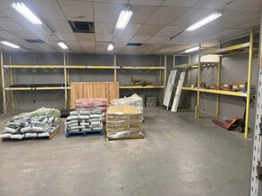 836 Troy Schenectady Rd, Latham, NY à louer Photo intérieure- Image 2 de 4