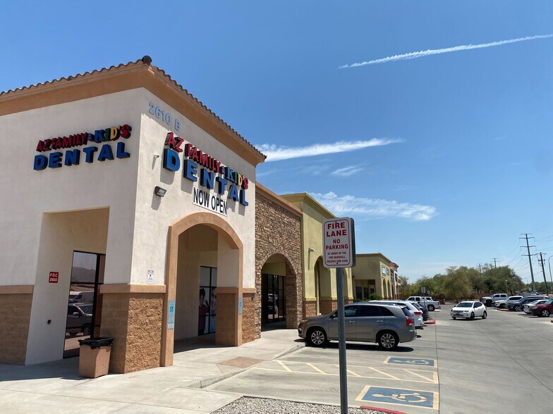 2610 W Baseline Rd, Phoenix, AZ à louer - Photo du bâtiment - Image 1 de 6