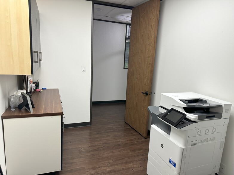 550 Post Oak Blvd, Houston, TX for lease - Interior Photo - Image 3 of 18